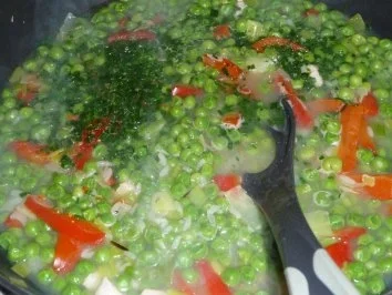 Rezept: Hühnchen - Gemüsepfanne kunterbunt Bild Nr. 3 Hühnchen - Gemüsepfanne kunterbunt - Rezept - Bild Nr. 3