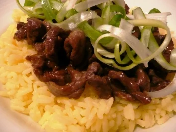 Ingwerfleisch mit würzigem Safranreis - Rezept