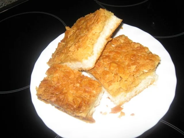 Bienenstich-Buttermilch-Kuchen - Rezept