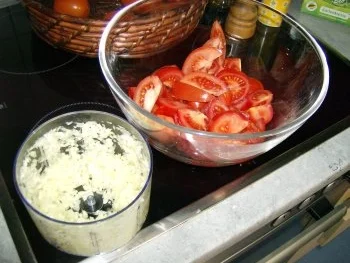 einfacher Tomatensalat - Rezept - Bild Nr. 3