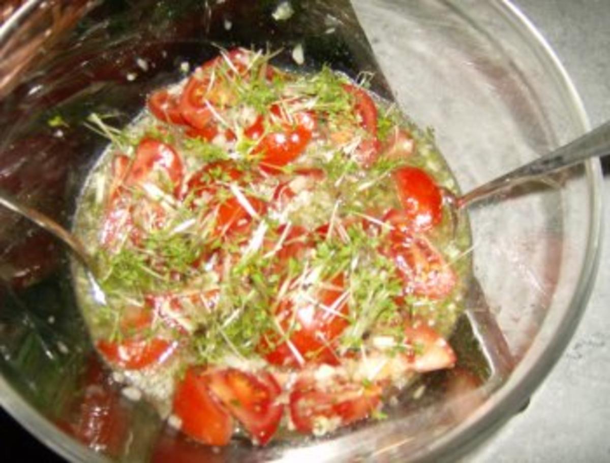 einfacher Tomatensalat - Rezept