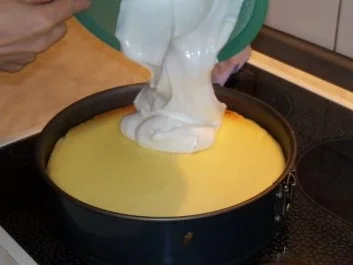 Käsetorte mit Baiserhaube - Rezept - Bild Nr. 8