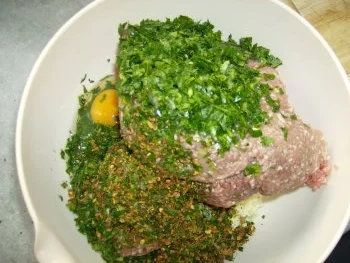 Bayrische Krautwickerl oder auch Kohlroulade - Rezept - Bild Nr. 3