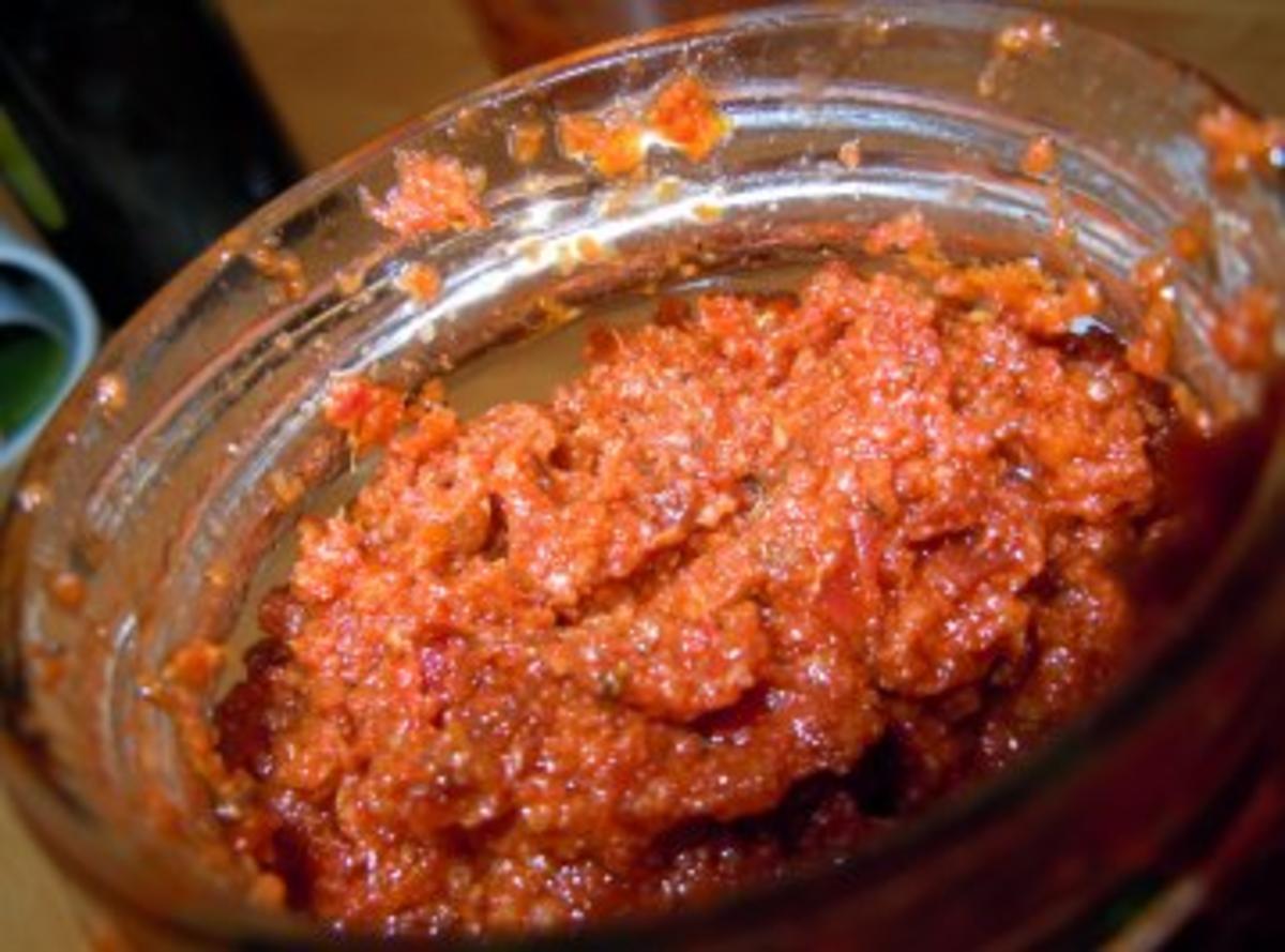 Tomaten-Fenchel-Pesto - Rezept mit Bild - kochbar.de