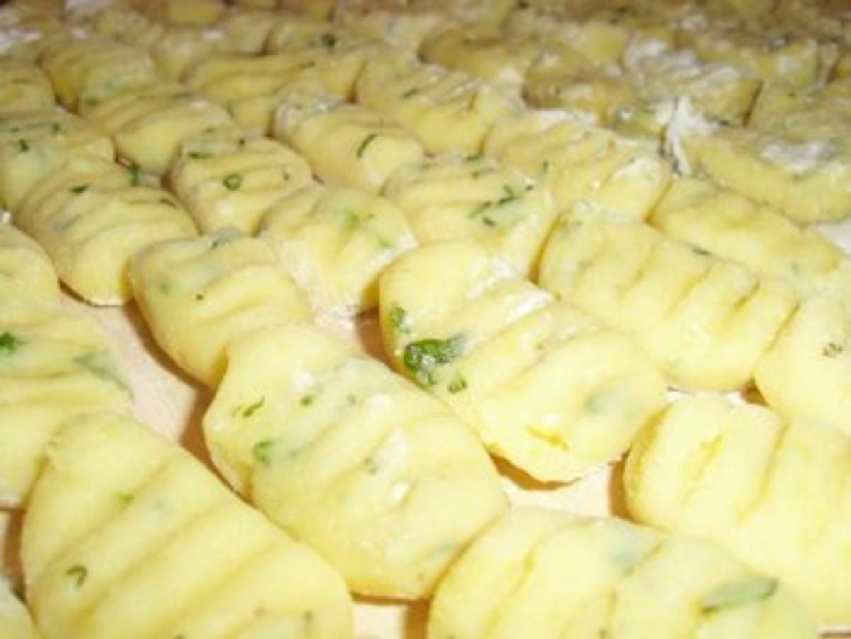 Pasta: Kräutergnocchi frutti di mare - Rezept - Bild Nr. 6