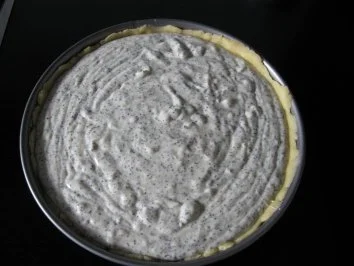 saftiger Quark- Mohnkuchen mit Äpfel - Rezept - Bild Nr. 2