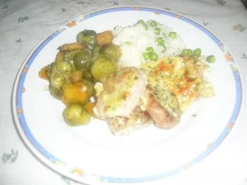 Schweinefilet in Kräuterrahm überbacken - Rezept