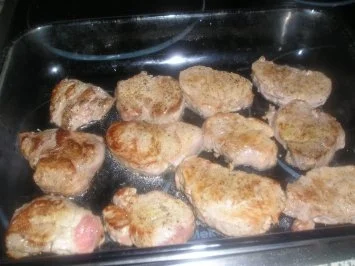 Schweinefilet in Kräuterrahm überbacken - Rezept - Bild Nr. 3