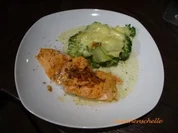 Brokkoliauflauf mit Lachs - Rezept