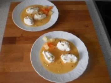 Rezept: Quark-Nocken auf Fruchtspiegel Quark-Nocken auf Fruchtspiegel - Rezept