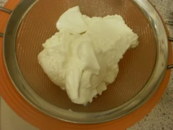 Rezept: Quark-Nocken auf Fruchtspiegel Bild Nr. 2 Quark-Nocken auf Fruchtspiegel - Rezept - Bild Nr. 2