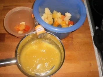 Rezept: Quark-Nocken auf Fruchtspiegel Bild Nr. 3 Quark-Nocken auf Fruchtspiegel - Rezept - Bild Nr. 3