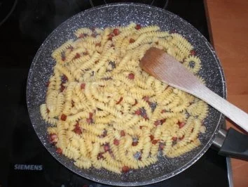 Schinkennudeln mit Ei - Rezept - Bild Nr. 7