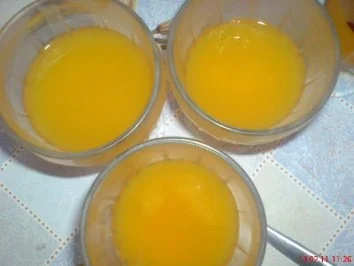 DESSERT  - Punikagelee mit Sahnehaupe - Rezept - Bild Nr. 2