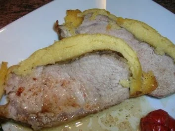 Rezept: Kalbsrücken mit Polenta-Käse-Kruste Kalbsrücken mit Polenta-Käse-Kruste - Rezept