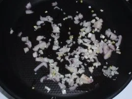 Rezept: Garnelen in Meerrettich-Ketchupsoße mit Broccoli und Basmatireis Bild Nr. 2 Garnelen in Meerrettich-Ketchupsoße mit Broccoli und Basmatireis - Rezept - Bild Nr. 2