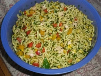 Rezept: Nudelsalat mal anders Bild Nr. 2 Nudelsalat mal anders - Rezept - Bild Nr. 2