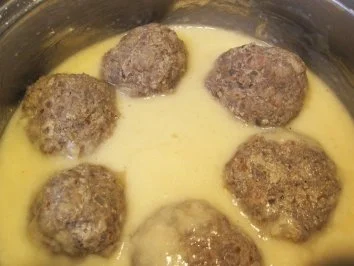 Fleischklößchen in scharfer Meerrettichsoße - Rezept - Bild Nr. 5