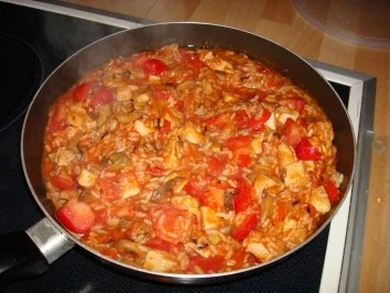 Rezept: Puten-Gemüse-Pfanne mit Reis Puten-Gemüse-Pfanne mit Reis - Rezept