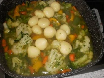 Gemüse-Eintopf mit Knödeln - Rezept - Bild Nr. 5