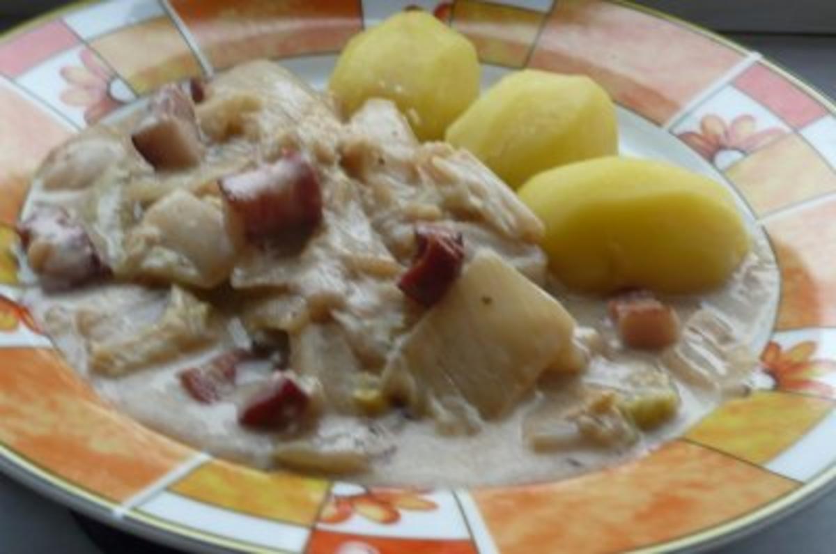 Bilder für Gemüse: Chinakohl in Sahnesoße - Rezept