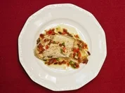 Wolfsbarschfilet an marinierten weißen Auberginen (Chris Roberts) - Rezept