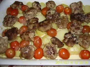 Rezept: Hackbällchen-Auflauf Bild Nr. 10 Hackbällchen-Auflauf - Rezept - Bild Nr. 10