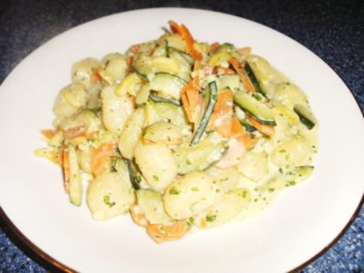 Gnocchi-Gemüse-Pfanne - Rezept mit Bild - kochbar.de