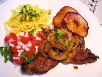 Rezept: Kalbsleber "Berliner Art" Kalbsleber "Berliner Art" - Rezept