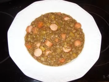 C: Linseneintopf mit Würstchen - Rezept