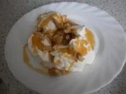 Rezept: Griechischer Joghurt mit Honig und Walnüssen Griechischer Joghurt mit Honig und Walnüssen - Rezept