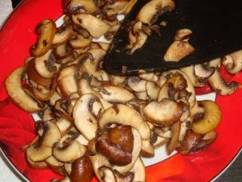 Rezept: Schweinegeschnetzeltes mit Gemüse in Frischkäserahm Bild Nr. 8 Schweinegeschnetzeltes mit Gemüse in Frischkäserahm - Rezept - Bild Nr. 8