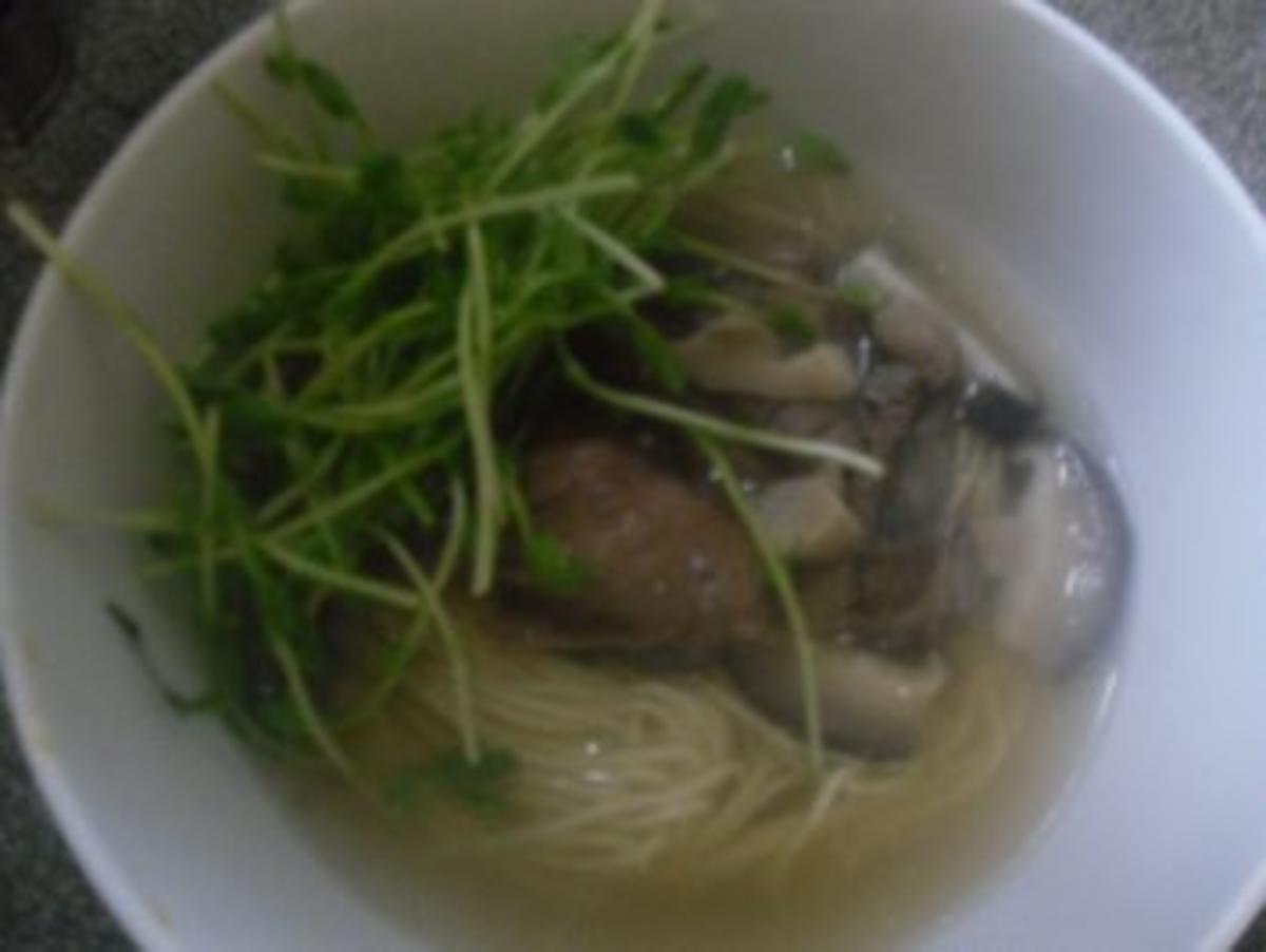 Vietnamesische Nudelsuppe - Rezept