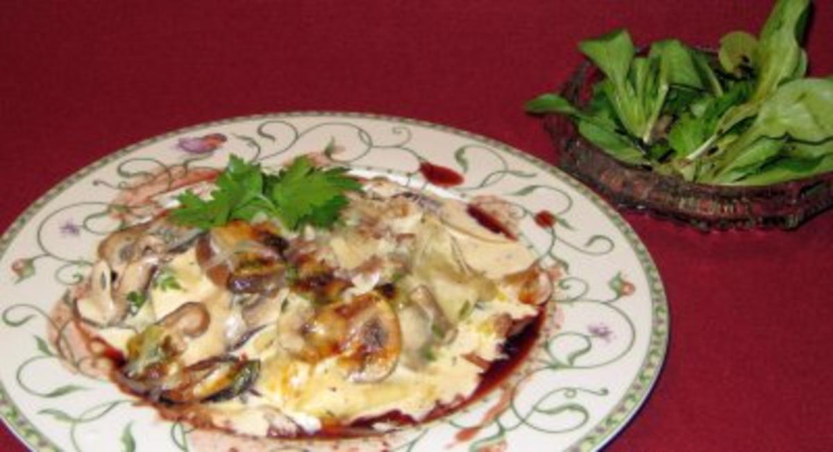 Pilz-Lasagne mit Feldsalat - Rezept