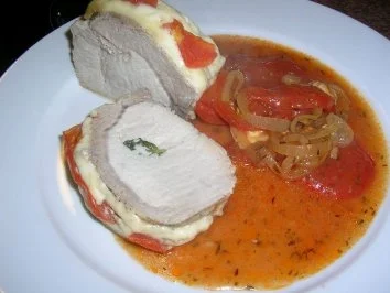 Rezept: Schweinerücken gefüllt mit Raclette-Käse und Tomaten Schweinerücken gefüllt mit Raclette-Käse und Tomaten - Rezept