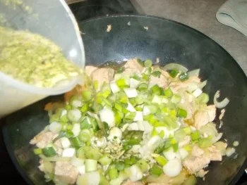 Rezept: Lachs Sahne Soße zu Bandnudeln Bild Nr. 5 Lachs Sahne Soße zu Bandnudeln - Rezept - Bild Nr. 5