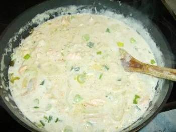 Rezept: Lachs Sahne Soße zu Bandnudeln Bild Nr. 7 Lachs Sahne Soße zu Bandnudeln - Rezept - Bild Nr. 7