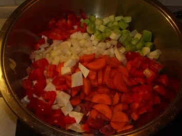 Fleischgerichte: Bärchens-Gulasch - Rezept - Bild Nr. 3