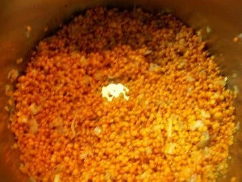 Rezept: Red Snapper auf Dhal mit Kokoswölkchen und Süßkartoffel-Wedges Bild Nr. 2 Red Snapper auf Dhal mit Kokoswölkchen und Süßkartoffel-Wedges - Rezept - Bild Nr. 2