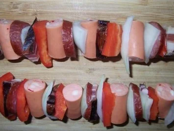 Rezept: Würstleschaschlik Dieter´s Art Bild Nr. 2 Würstleschaschlik Dieter´s Art - Rezept - Bild Nr. 2