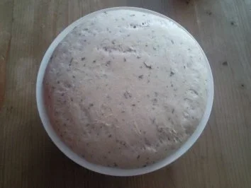 Rezept: Ciabatta mit italienischen Kräutern Bild Nr. 2 Ciabatta mit italienischen Kräutern - Rezept - Bild Nr. 2