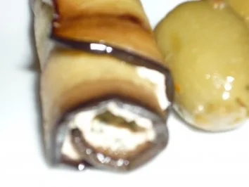 Vorspeise: gefüllte Auberginenröllchen - Rezept