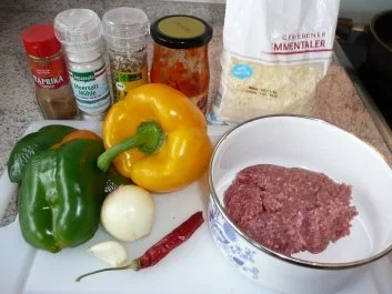 Auflauf: Paprika - Hackauflauf mit Tomatensauce - Rezept - Bild Nr. 4