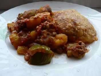 Auflauf: Paprika - Hackauflauf mit Tomatensauce - Rezept - Bild Nr. 3