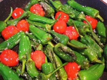 Pimientos mit Kirschtomaten ... - Rezept - Bild Nr. 4