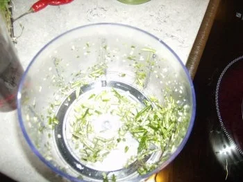 Feldsalat und Rucola mit warmen Putenstreifen - Rezept - Bild Nr. 4