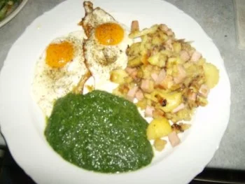 Rezept: Gröstl mit Leberkäs Gröstl mit Leberkäs - Rezept