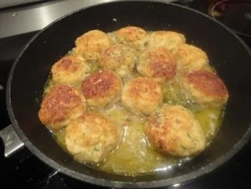 Hühnerbällchen mit Karfiol und Kräutern - Rezept - Bild Nr. 2