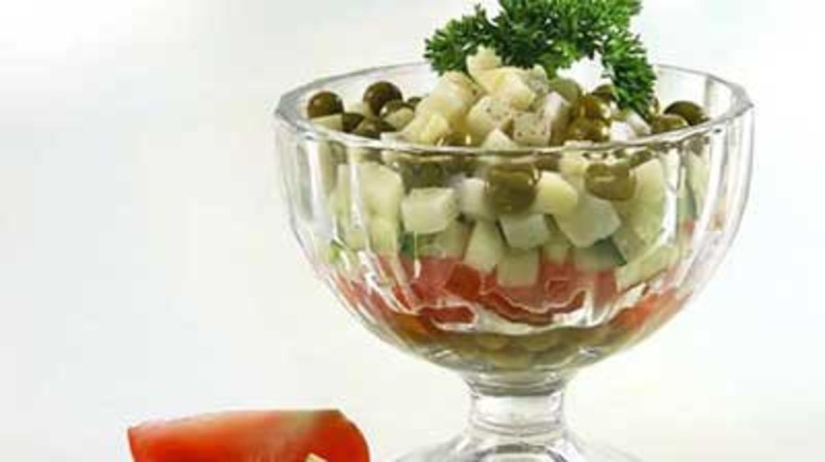 Bilder für Russisch Salat-cocktail - Rezept