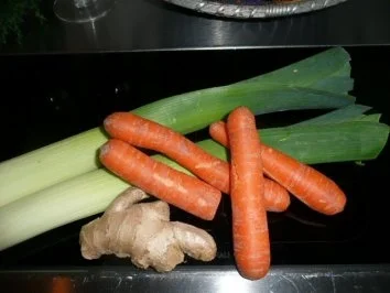 SUPPE :LAUCH-KAROTTEN-INGWER - Rezept - Bild Nr. 2